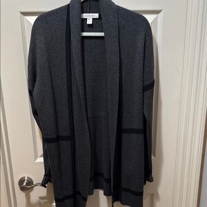 Ellen Tracy Gray and Black Cardigan